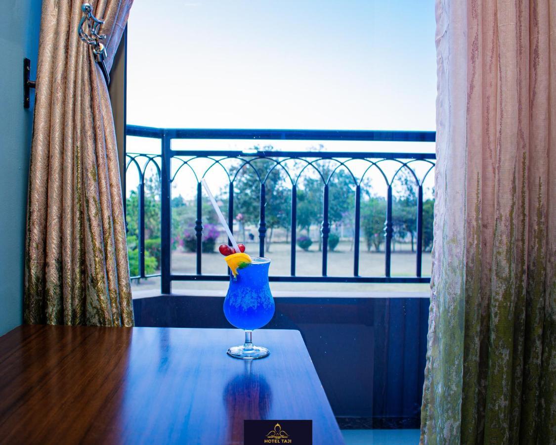 Hotel Taji Nanyuki Bagian luar foto